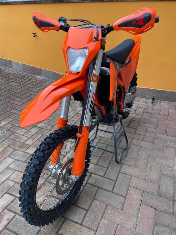 KTM 250 EXC-F (2023) (4)