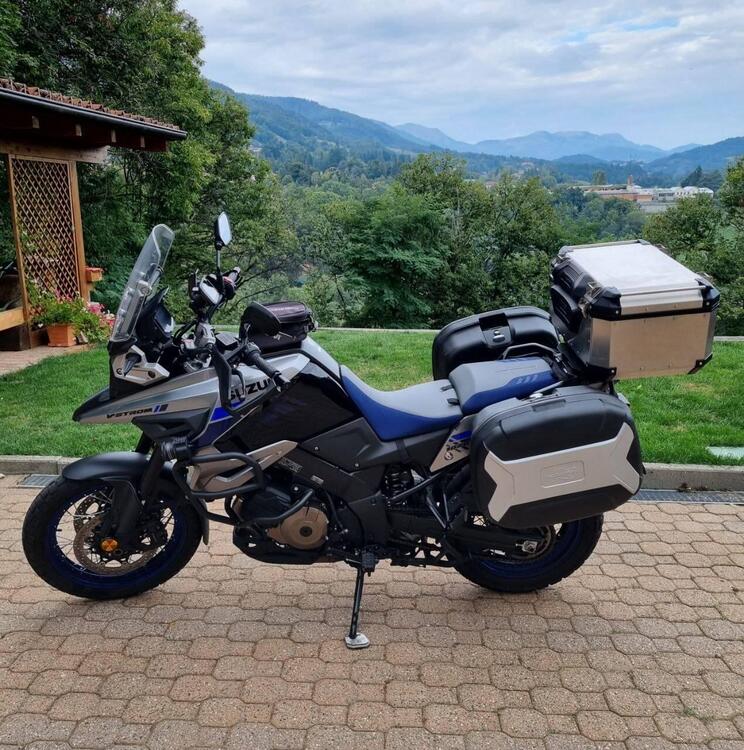 Suzuki V-Strom 1050XT (2020 - 23) (2)