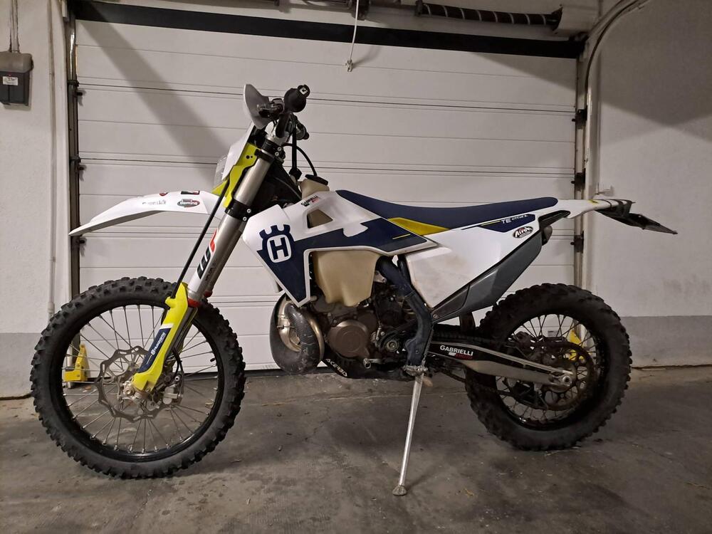 Husqvarna TE 250i (2021) (2)