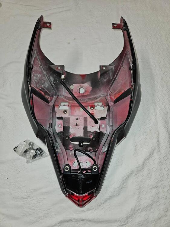 Codone Ducati SBK 848 1098 1198 modelli base ed S (4)