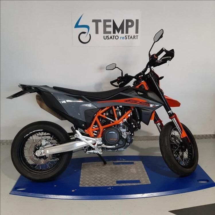 KTM 690 SMC R (2021 - 22)