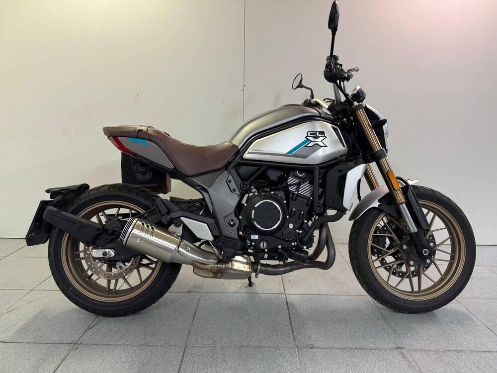 CFMOTO 700CL-X Heritage (2021 - 25) (2)