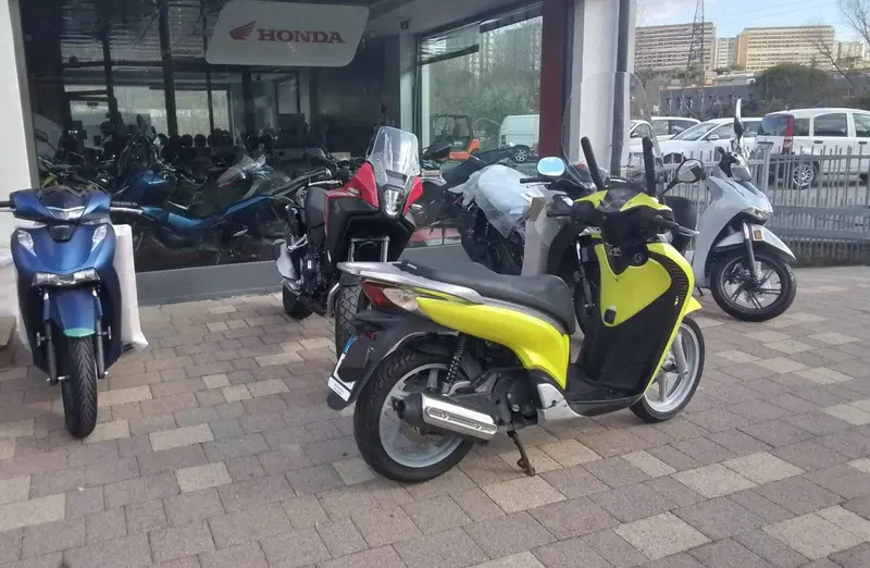 Honda SH 125 i (2009 - 12) (13)