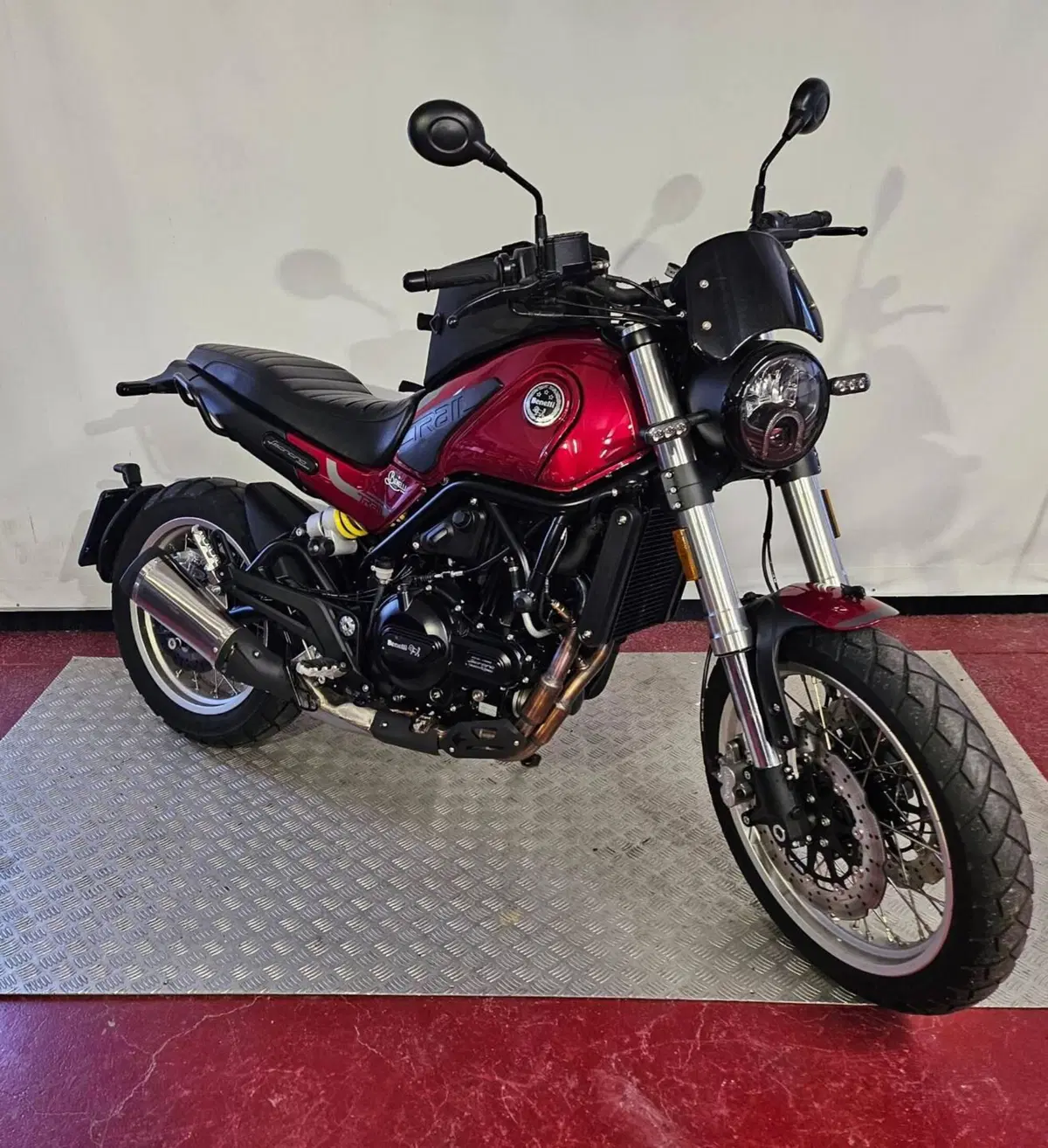 Benelli Leoncino 500 Trail (2021 - 26)