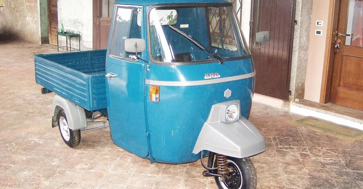 L'Ape Piaggio saluta l'Italia, in che senso? Non sar&agrave; pi&ugrave; prodotta a Pontedera, ma solo in India (dove la facevano gi&agrave; da mo') [VIDEO]