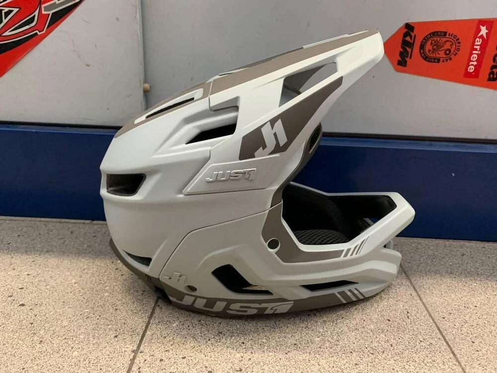 Casco Just-1 J-zero S-M Just1 (3)