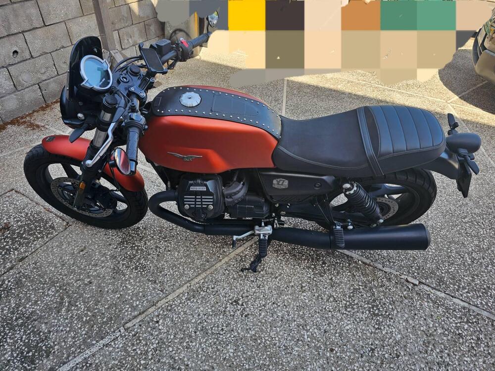 Moto Guzzi V7 850 Stone Special Abs (2021) (3)