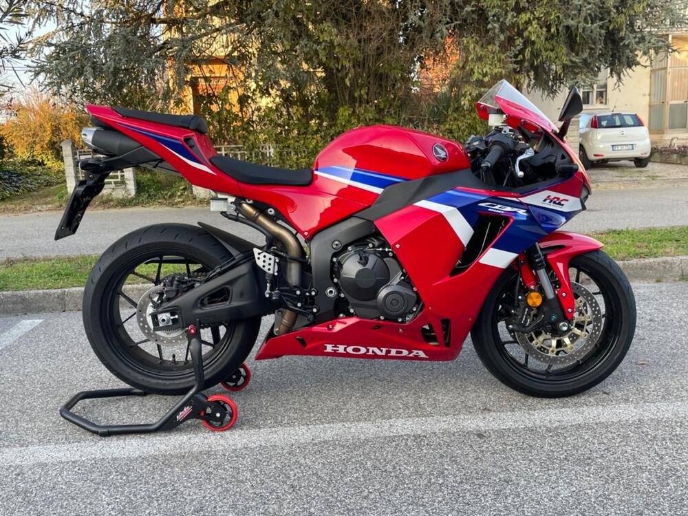 Honda CBR 600 RR (2024)