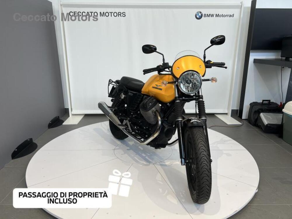 Moto Guzzi V7 II Stone (2015 - 17)