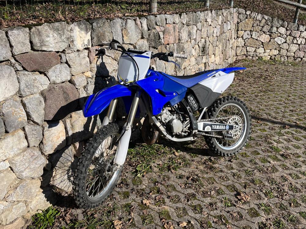 Yamaha YZ 125 (2012) (2)