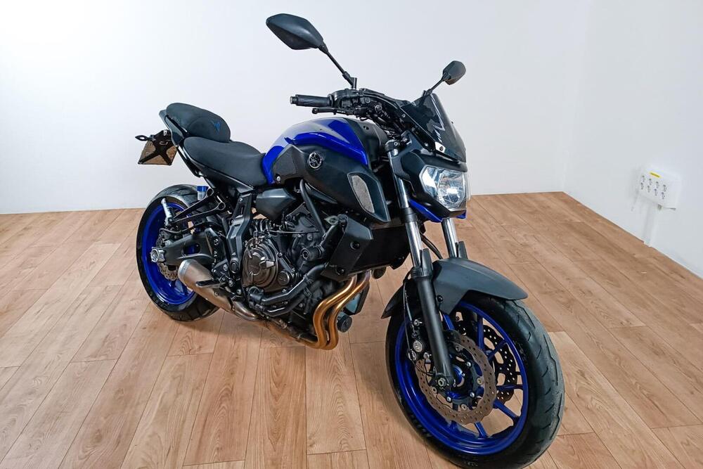 Yamaha MT-07 (2014 - 16) (2)