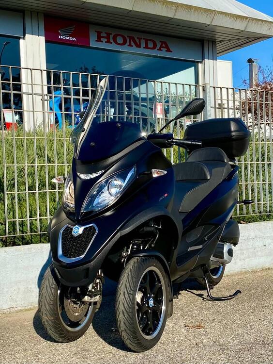 Piaggio Mp3 300 ie Sport LT ABS (2014 - 16) (2)