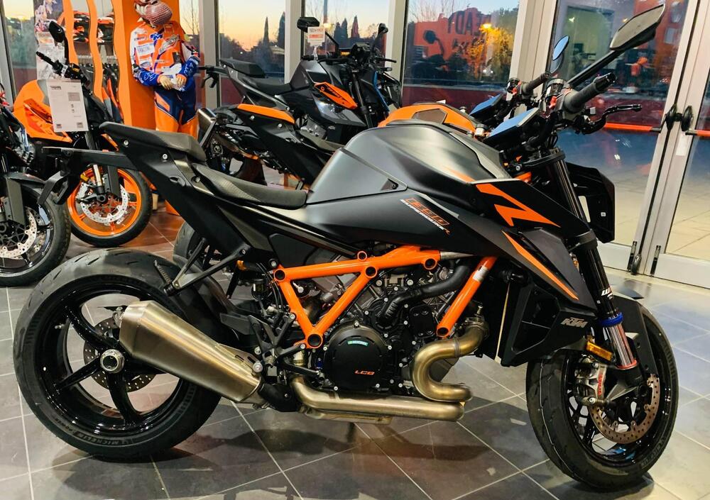 KTM 1390 Super Duke R EVO (2024)