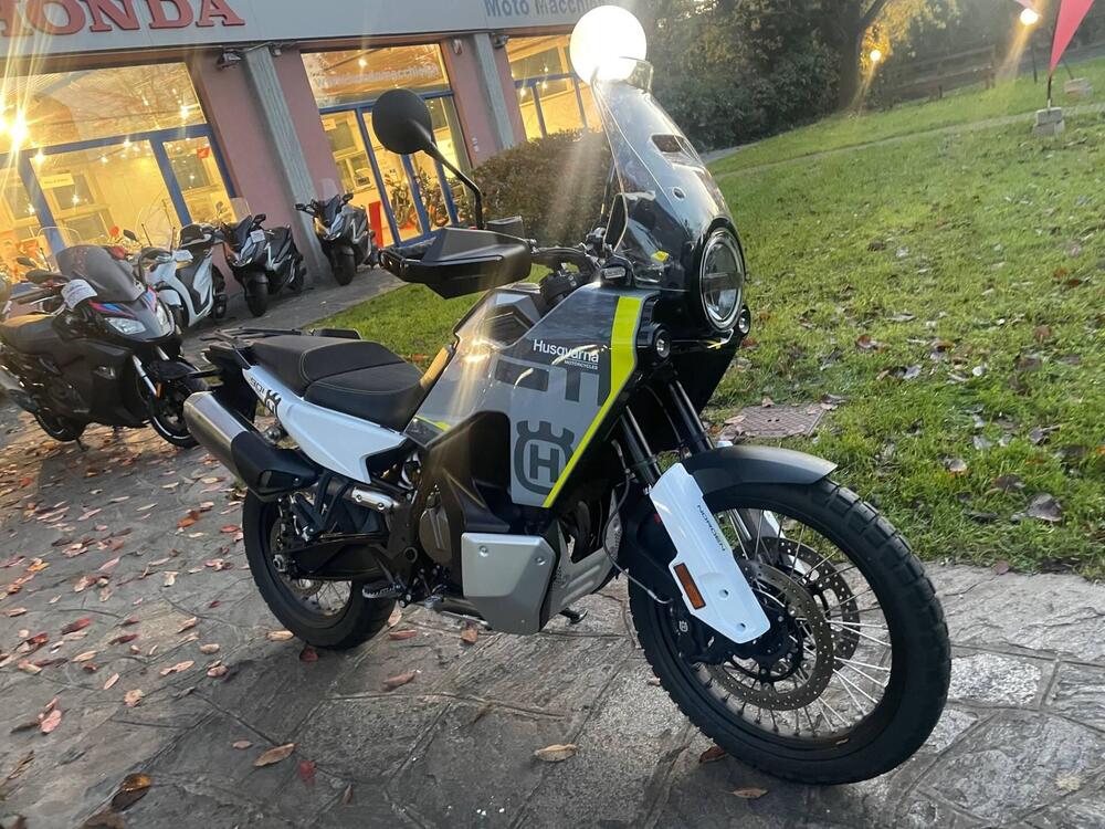 Husqvarna Norden 901 (2022 - 25) (3)