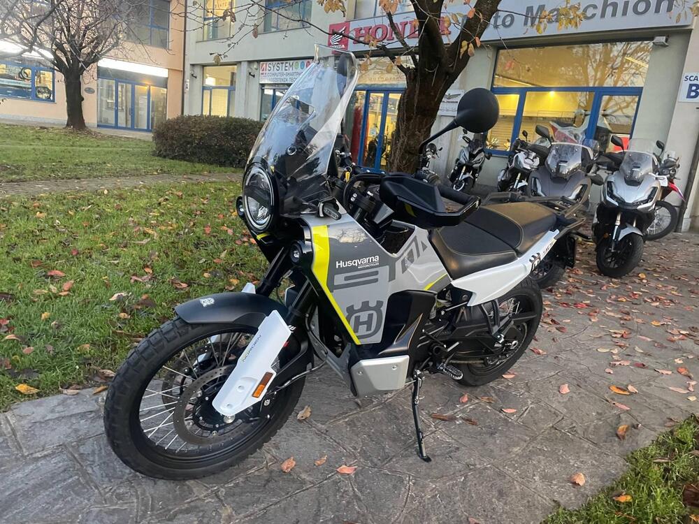 Husqvarna Norden 901 (2022 - 25) (2)