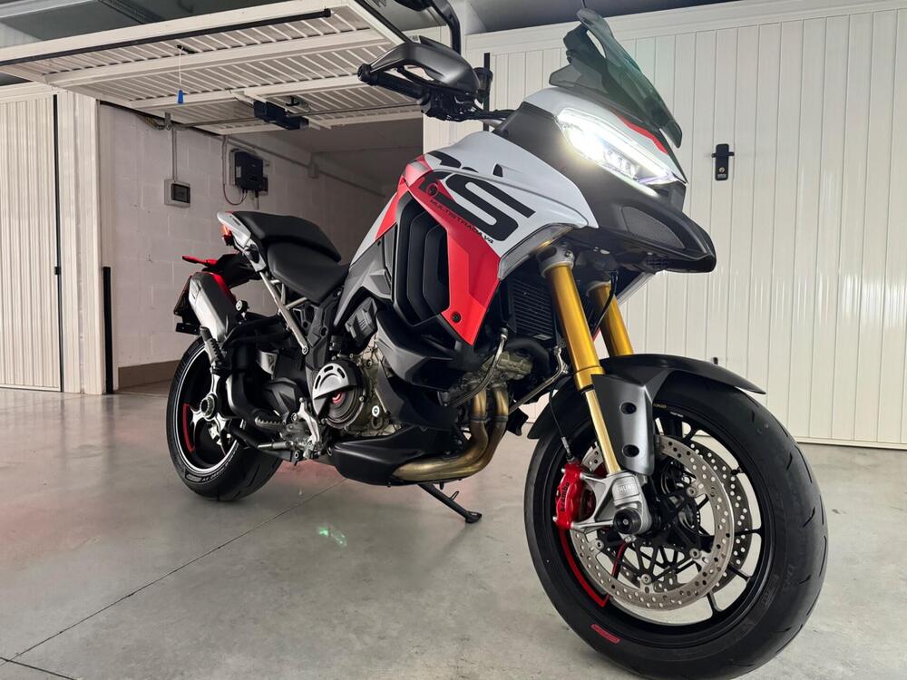 Ducati Multistrada V4 RS (2024)