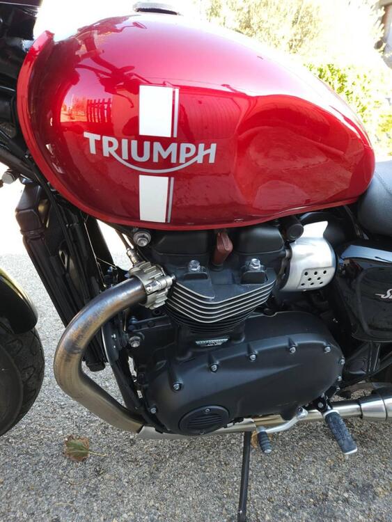 Triumph Street Twin 900 (2016) (5)