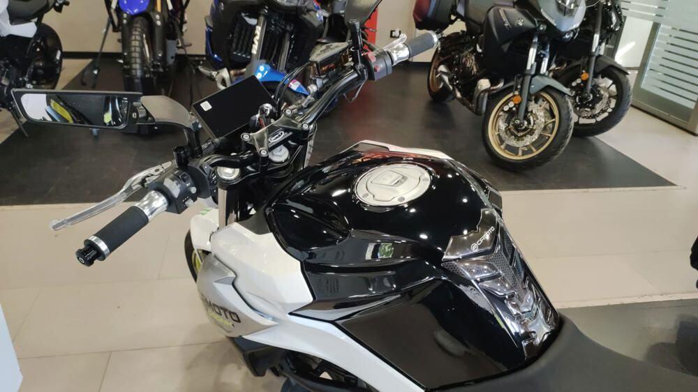 CFMOTO 650NK (2021 - 25) (2)