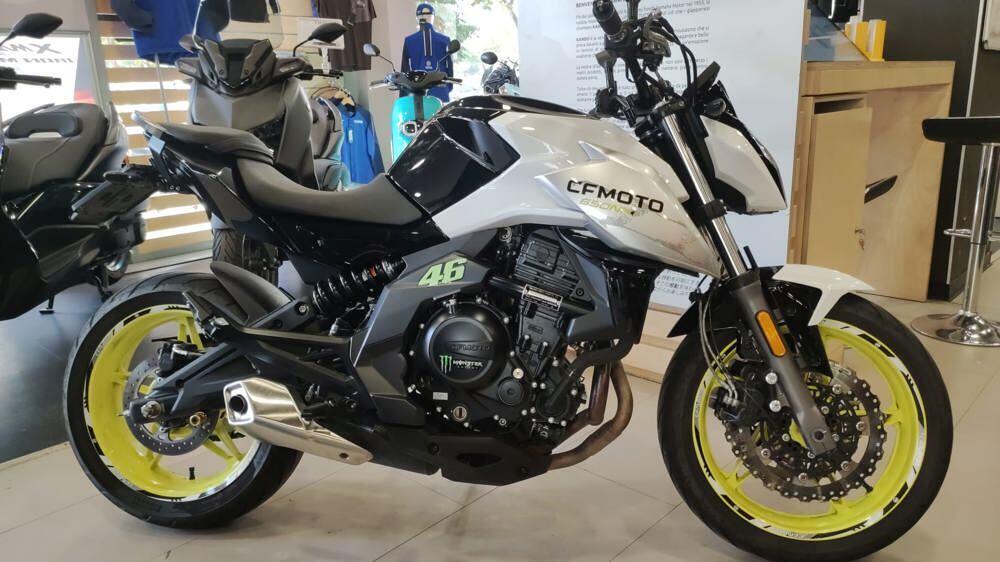 CFMOTO 650NK (2021 - 25)