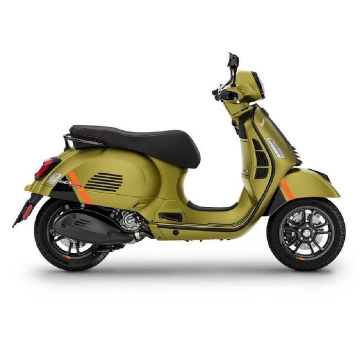 Vespa GTS 300 Super Sport (2023 - 24) (2)