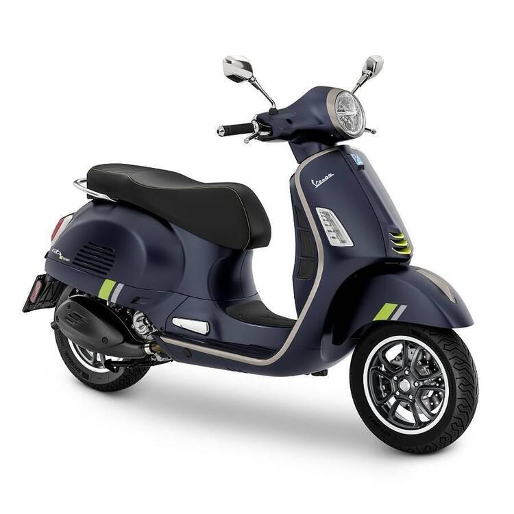 Vespa GTS 300 Super Tech (2023 - 24)