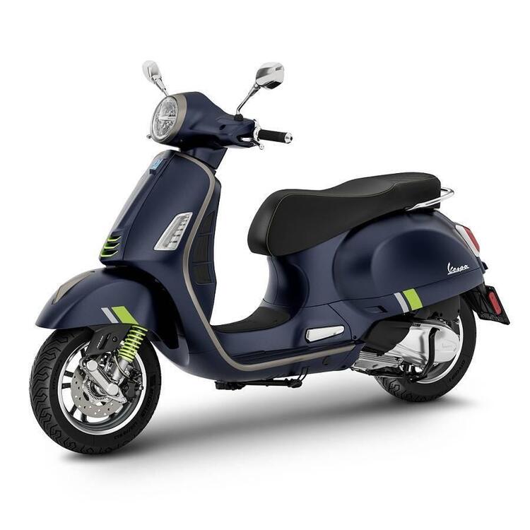 Vespa GTS 300 Super Tech (2023 - 24) (3)