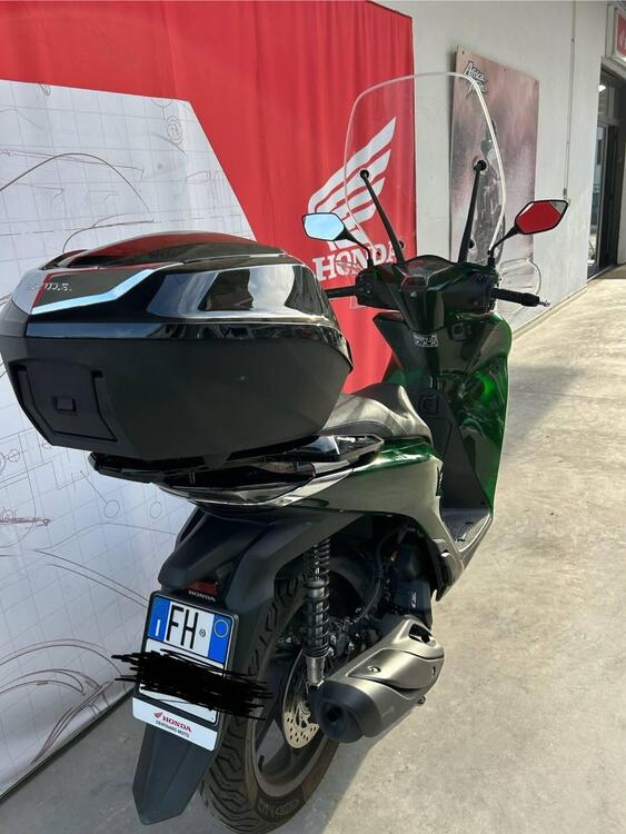 Honda SH 150i Vetro (2024) (4)