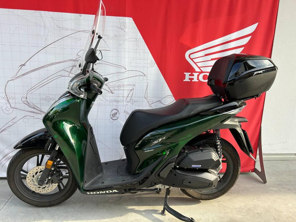 Honda SH 150i Vetro (2024) (5)