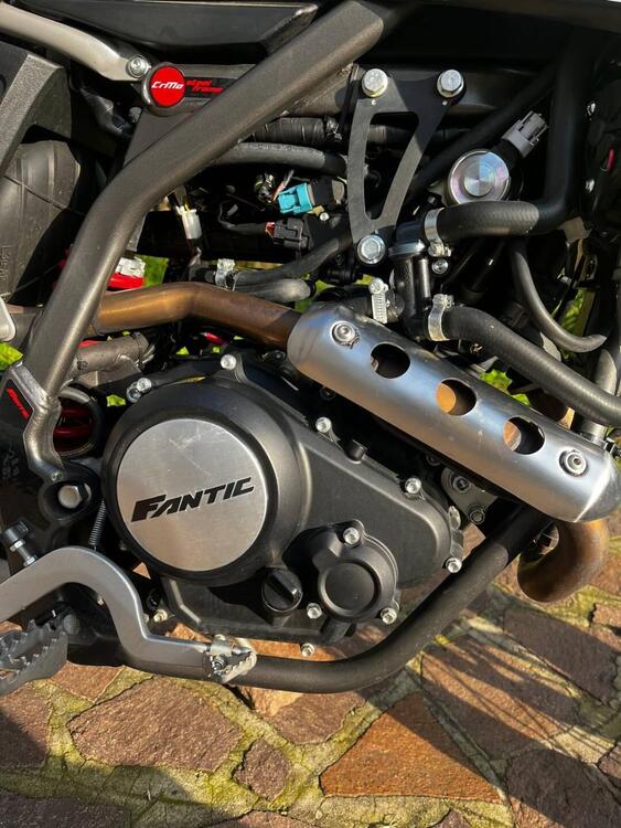 Fantic Motor XMF 125 Motard Competition 4t (2021 - 22) (2)