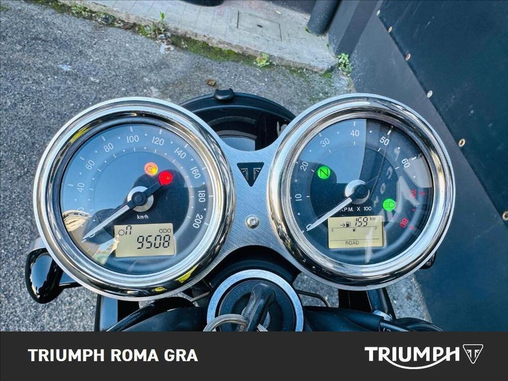 Triumph Bonneville T120 (2021 - 24) (4)