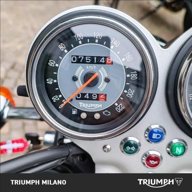 Triumph Bonneville (2007 - 16) (5)