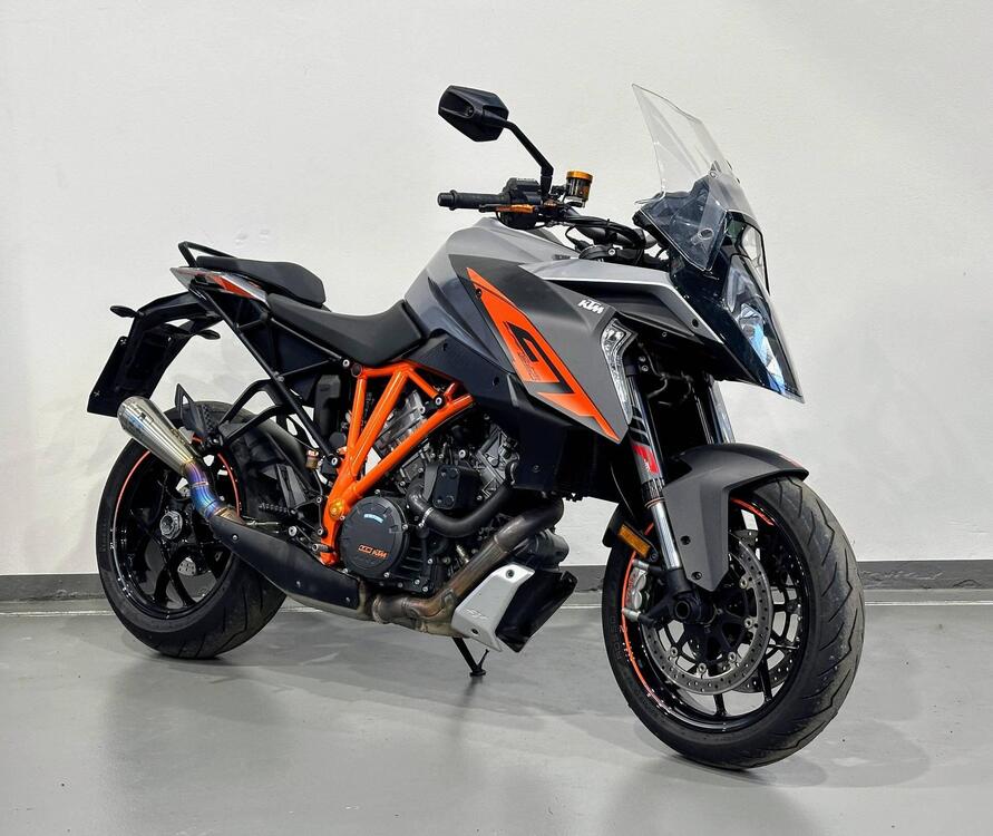 KTM 1290 Super Duke GT ABS (2016 - 18) (3)