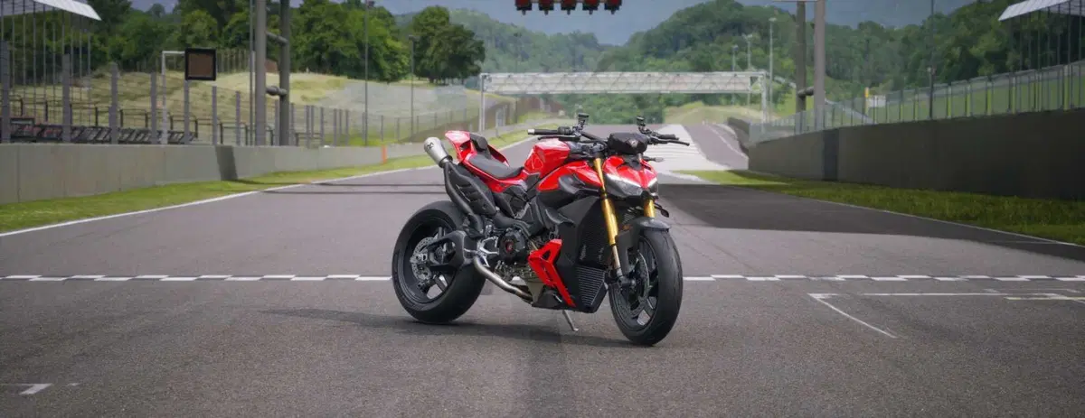 Ducati Streetfighter V4S 2025 pronta alla pista