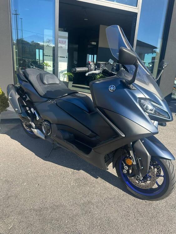 Yamaha T-Max 560 (2022 - 24) (3)