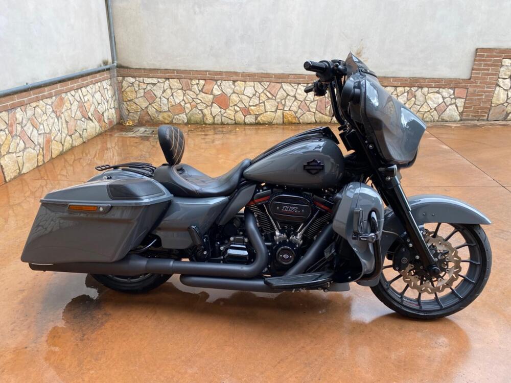 Harley-Davidson 117 Street Glide (2018 - 20) - FLHXSE