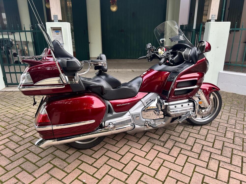 Honda GL 1800 Gold Wing (2007 - 11) (3)