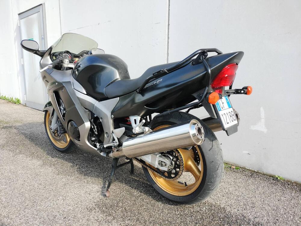 Honda CBR 1100 XX  (2001 - 06) (3)