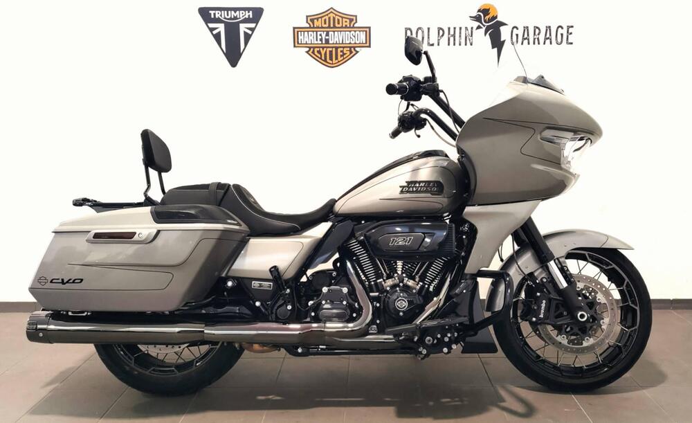 Harley-Davidson CVO Road Glide (2024) (2)