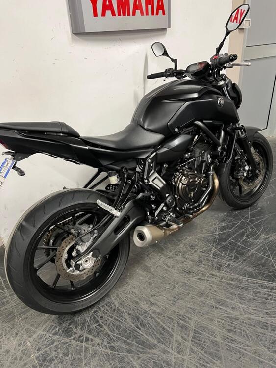 Yamaha MT-07 (2018 - 20) (4)