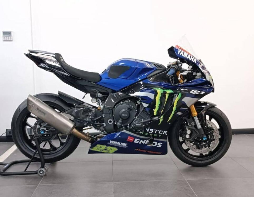 Yamaha YZF R1 GYTR (2023 - 24) (2)