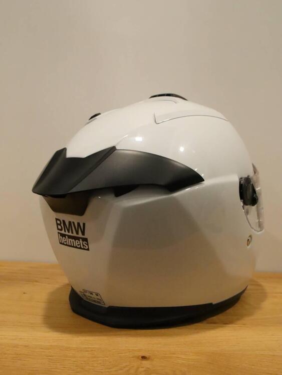 CASCO STREET X WHITE BMW (3)