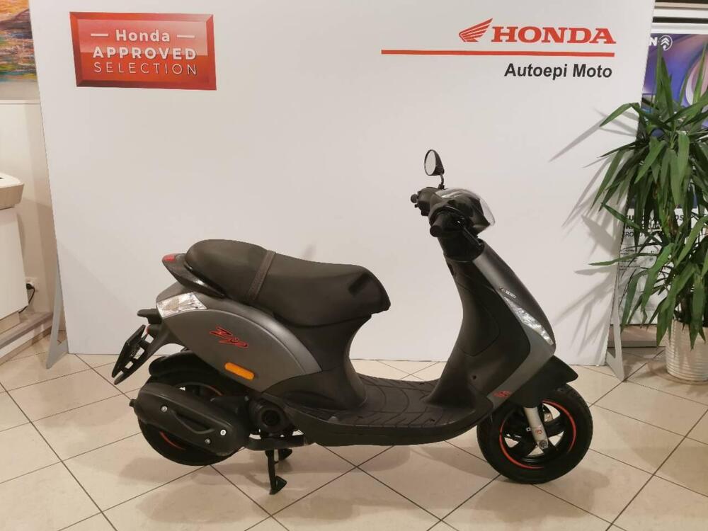 Piaggio Zip 50 S 4T (2021 - 24) (2)