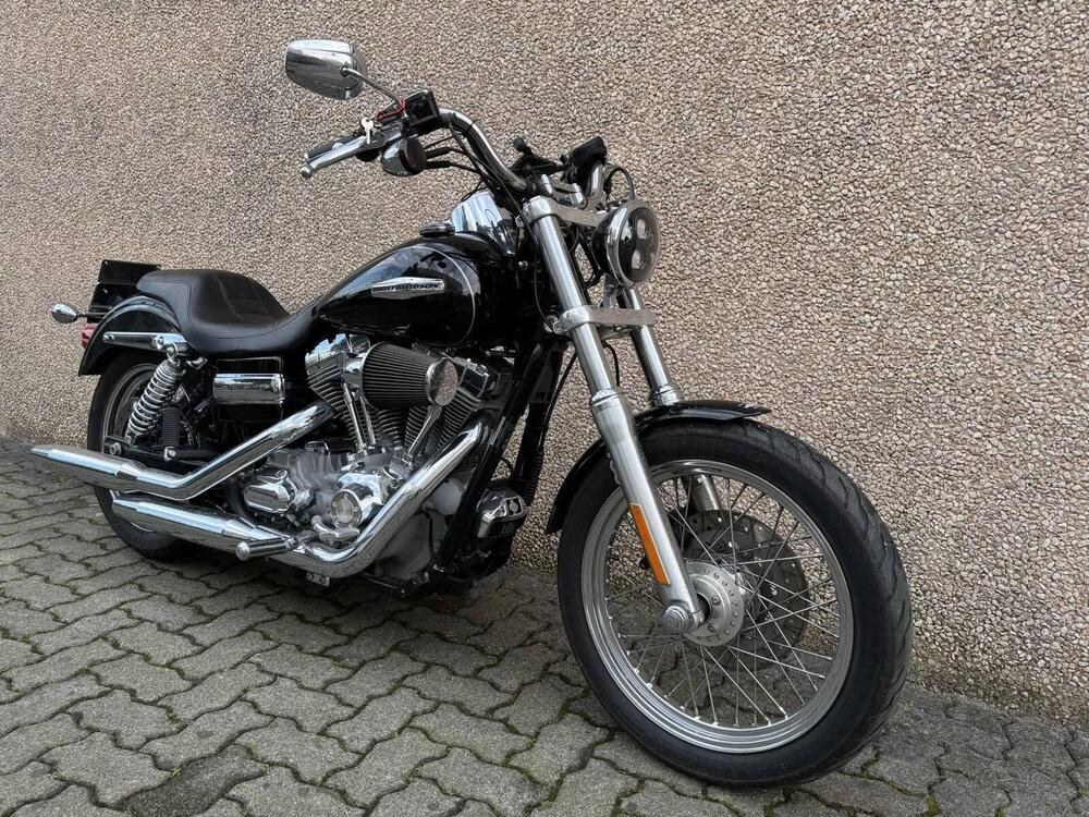 Harley-Davidson 1584 Super Glide Custom (2008 - 13) - FXDC (2)