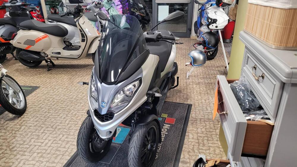 Piaggio MP3 300 ABS Hpe (2021 - 24) (2)