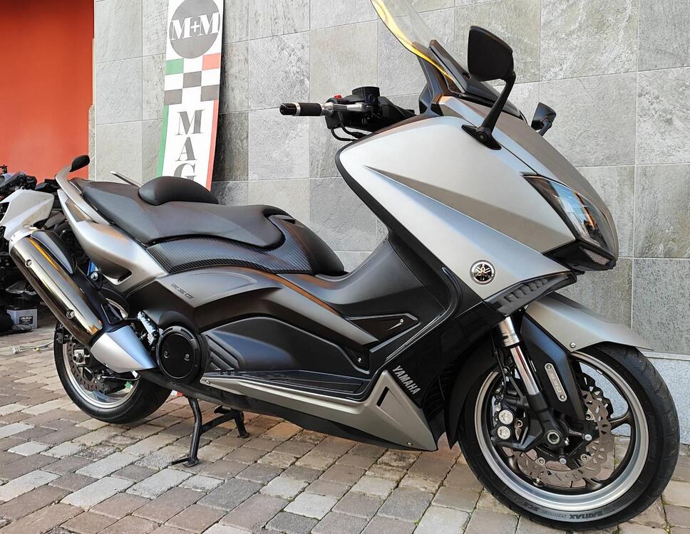 Yamaha T-Max 530 (2015 - 16) (4)