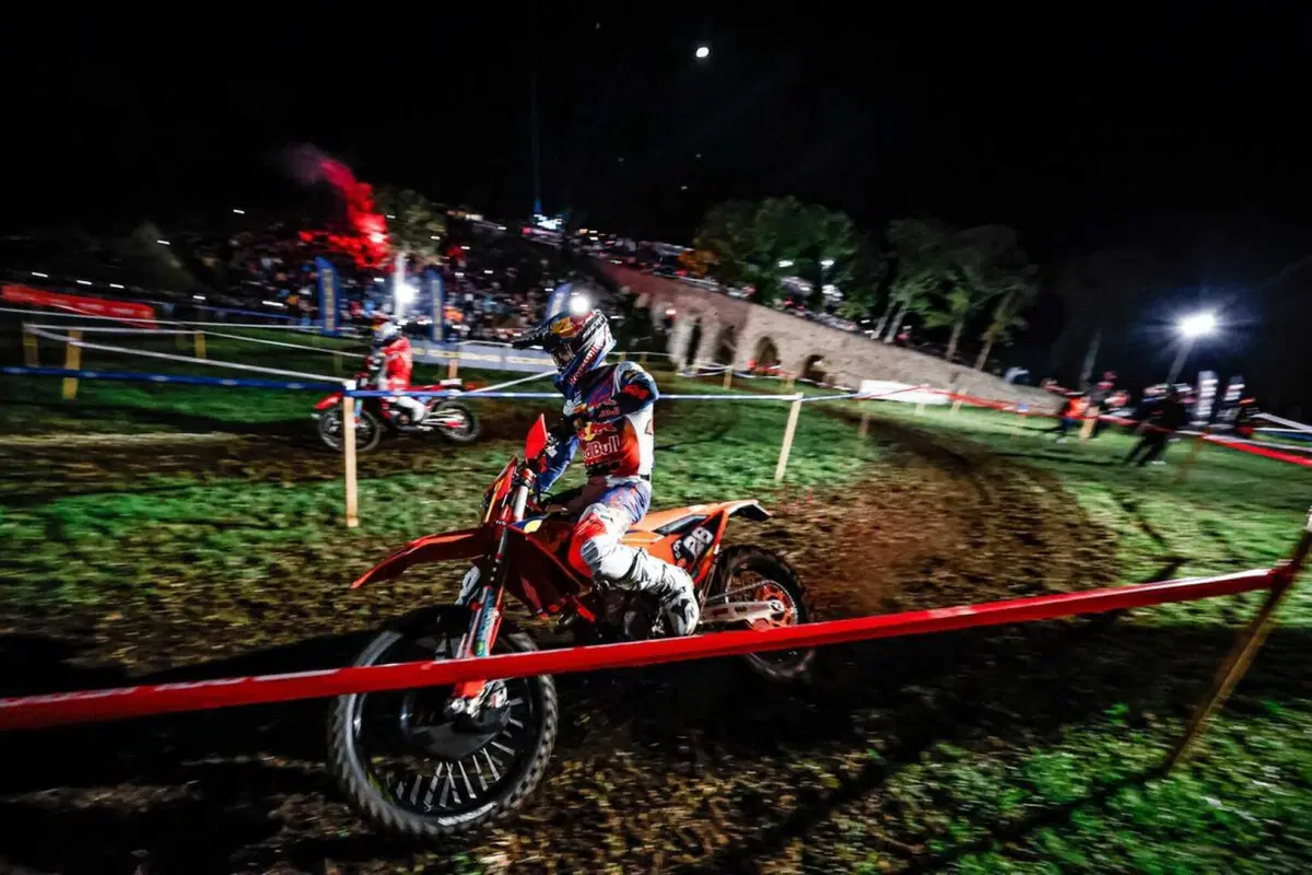 EnduroGP. KTM. Josep Garcia, il Film (non solo nuvole nere sul cielo di KTM) [VIDEO] (5)