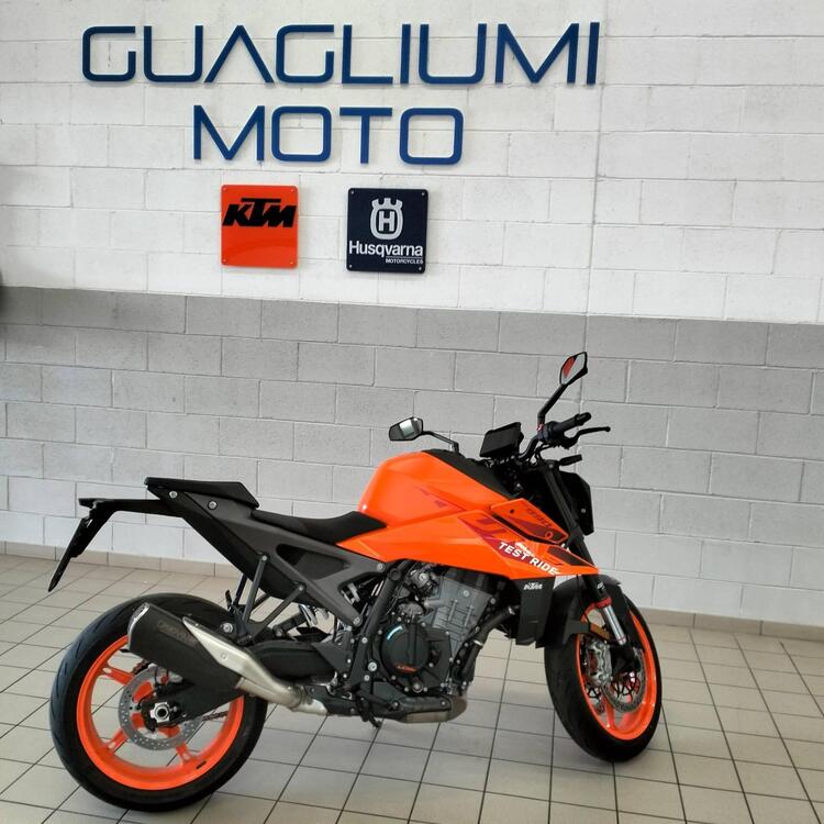 KTM 990 Duke (2024) (2)