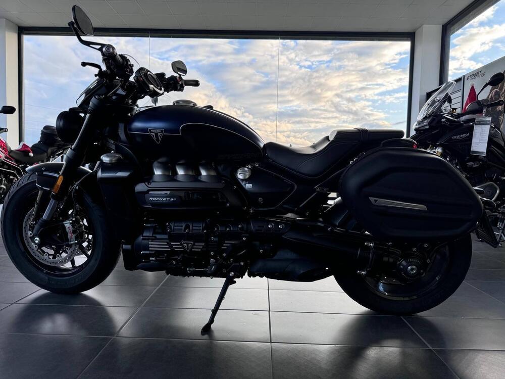 Triumph Rocket 3 Storm R (2024) (2)