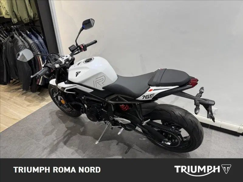 Triumph Street Triple 765 R (2023 - 26) (2)