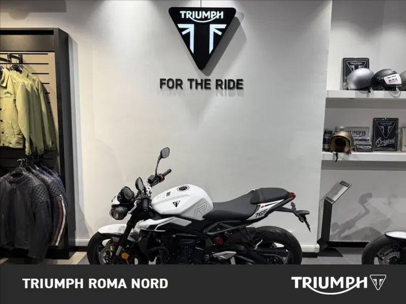 Triumph Street Triple 765 R (2023 - 26)